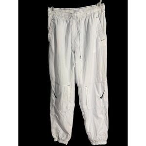 Nike Swoosh Repel Pant Women's Size M Y2K Athleisure Athletic Trendy Drill